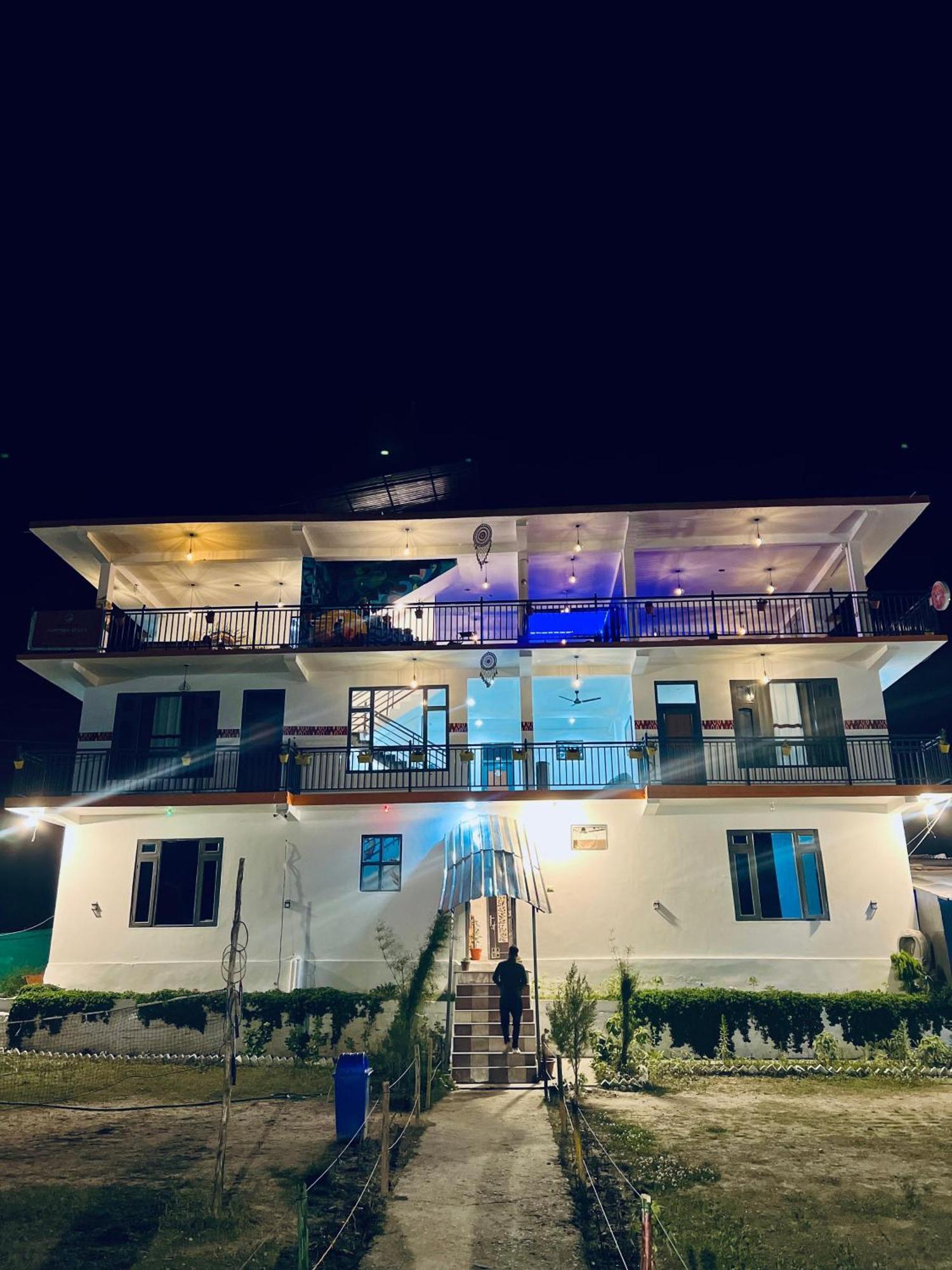 Himtrek Stays, קאסול מראה חיצוני תמונה